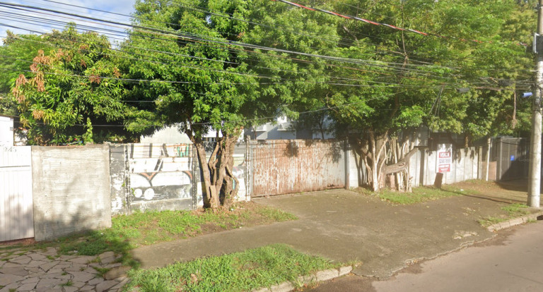 Terreno à Venda, 2.300 m² em Camaquã - Porto Alegre