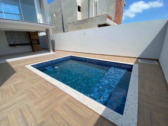 Imagem Casa com 4 Quartos à Venda, em Lagoa - Macaé Imagem Casa com 4 Quartos à Venda, em Lagoa - Macaé