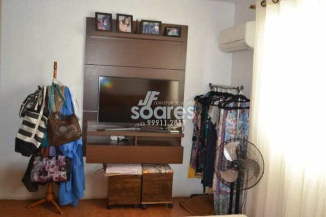 Imagem Apartamento com 3 Quartos à Venda, 56 m² em Areal - Pelotas