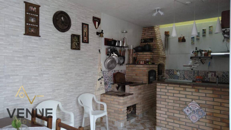 Imagem Sobrado com 3 Quartos à Venda, 180 m² em Vila Suissa - Mogi Das Cruzes Imagem Sobrado com 3 Quartos à Venda, 180 m² em Vila Suissa - Mogi Das Cruzes