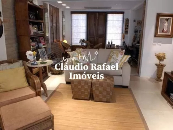 Imagem Casa com 7 Quartos à Venda, 454 m² em Ferradura - Armação Dos Búzios Imagem Casa com 7 Quartos à Venda, 454 m² em Ferradura - Armação Dos Búzios