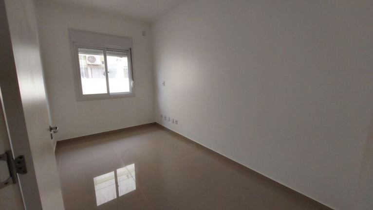 Imagem Casa com 3 Quartos à Venda, 116 m² em Igara - Canoas Imagem Casa com 3 Quartos à Venda, 116 m² em Igara - Canoas