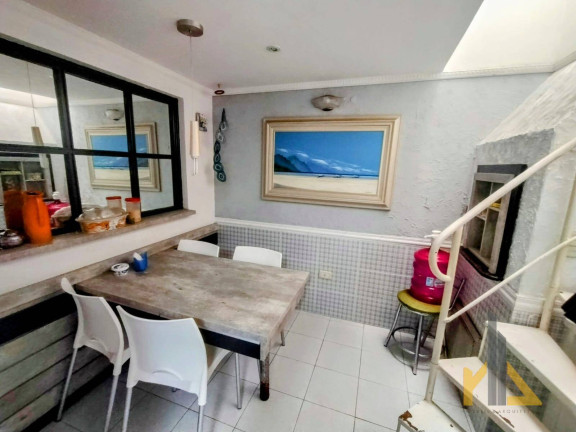 Imagem Casa com 3 Quartos à Venda, 177 m² em Jardim Das Américas - Curitiba Imagem Casa com 3 Quartos à Venda, 177 m² em Jardim Das Américas - Curitiba