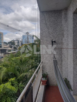 Imagem Apartamento com 3 Quartos à Venda, 75 m² em Higienópolis - Porto Alegre Imagem Apartamento com 3 Quartos à Venda, 75 m² em Higienópolis - Porto Alegre