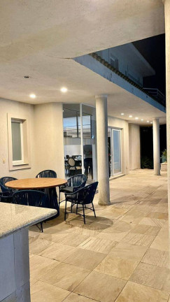 Imagem Casa com 4 Quartos para Alugar, 950 m² em Alphaville - Barueri