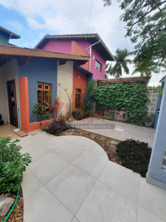 Imagem Sobrado com 3 Quartos à Venda, 100 m² em Indaiá - Caraguatatuba Imagem Sobrado com 3 Quartos à Venda, 100 m² em Indaiá - Caraguatatuba