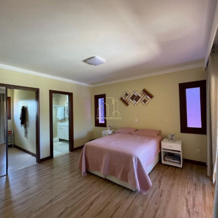 Imagem Imóvel com 4 Quartos à Venda, 225 m² em Lauro De Freitas - Lauro De Freitas Imagem Imóvel com 4 Quartos à Venda, 225 m² em Lauro De Freitas - Lauro De Freitas