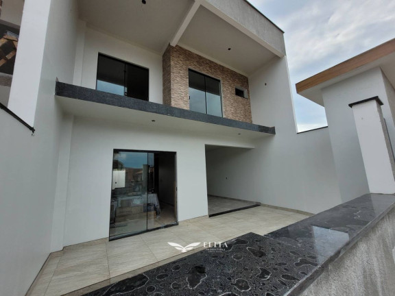 Sobrado com 3 Quartos à Venda, 136 m² em Itajuba - Barra Velha