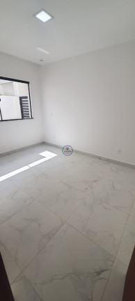Imagem Casa com 3 Quartos para Alugar ou Temporada, 140 m² em Cajupiranga - Parnamirim Imagem Casa com 3 Quartos para Alugar ou Temporada, 140 m² em Cajupiranga - Parnamirim