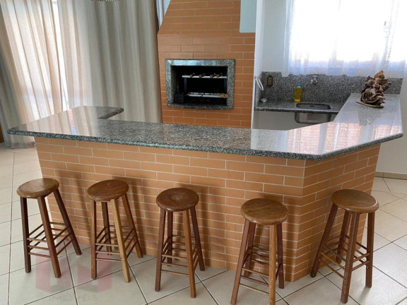 Imagem Imóvel com 4 Quartos à Venda, 2.000 m²