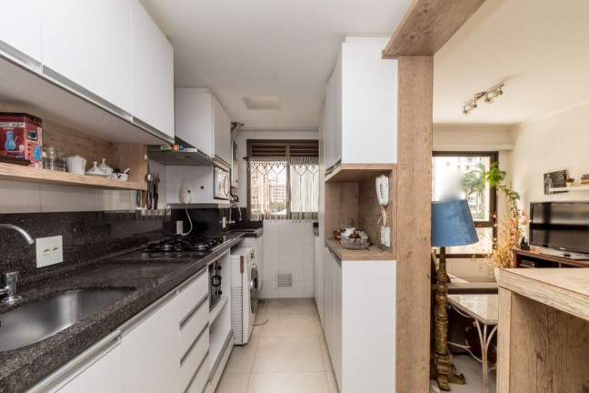 Imagem Apartamento com 3 Quartos à Venda, 76 m² em Passo Da Areia - Porto Alegre