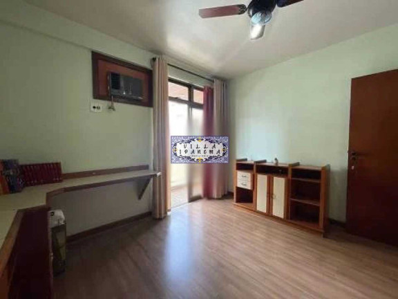 Imagem Apartamento com 4 Quartos à Venda, 180 m² em Icaraí - Niterói Imagem Apartamento com 4 Quartos à Venda, 180 m² em Icaraí - Niterói