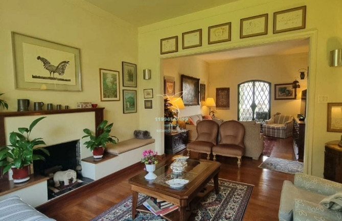 Imagem Casa com 3 Quartos à Venda, 350 m² em Pacaembu - São Paulo Imagem Casa com 3 Quartos à Venda, 350 m² em Pacaembu - São Paulo