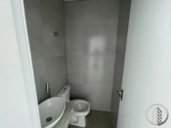 Imagem Casa com 4 Quartos à Venda, 247 m² em Aparecida - Santos