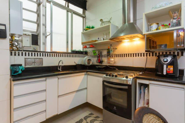 Imagem Apartamento com 3 Quartos à Venda,  em Copacabana - Rio De Janeiro