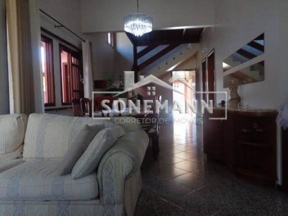 Imagem Casa com 3 Quartos à Venda, 205 m² em Parque São Jorge - Florianópolis Imagem Casa com 3 Quartos à Venda, 205 m² em Parque São Jorge - Florianópolis