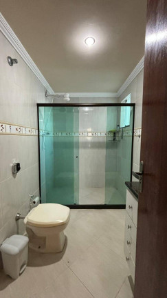Imagem Casa com 3 Quartos para Alugar, 200 m² em Centro - Araruama