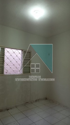 Imagem Casa com 3 Quartos à Venda, 161 m² em Simioni - Ribeirão Preto Imagem Casa com 3 Quartos à Venda, 161 m² em Simioni - Ribeirão Preto