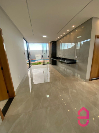 Imagem Sobrado com 3 Quartos à Venda, 240 m² em Setor Faiçalville - Goiânia Imagem Sobrado com 3 Quartos à Venda, 240 m² em Setor Faiçalville - Goiânia
