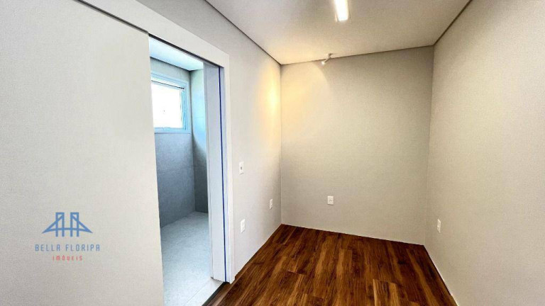 Imagem Casa com 3 Quartos à Venda, 226 m² em Vargem Pequena - Florianópolis Imagem Casa com 3 Quartos à Venda, 226 m² em Vargem Pequena - Florianópolis