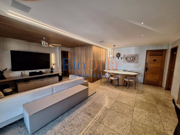 Imagem Apartamento com 4 Quartos à Venda, 143 m² em Barra Da Tijuca - Rio De Janeiro