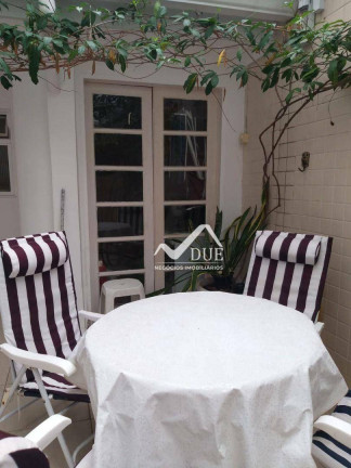 Imagem Casa com 3 Quartos à Venda, 161 m² em Boqueirão - Santos