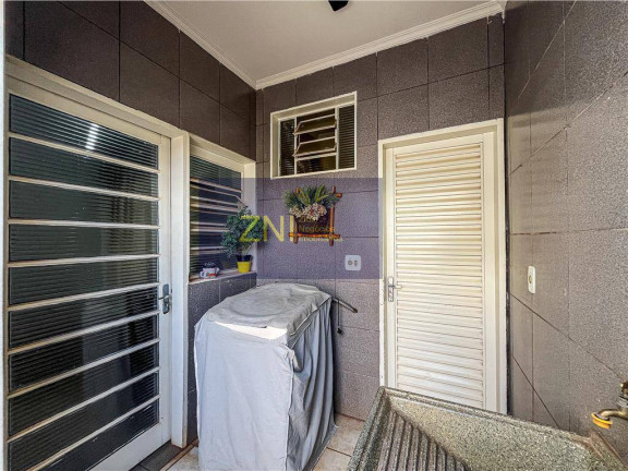 Imagem Casa com 3 Quartos à Venda, 270 m² em Parque Dos Bandeirantes - Ribeirão Preto Imagem Casa com 3 Quartos à Venda, 270 m² em Parque Dos Bandeirantes - Ribeirão Preto