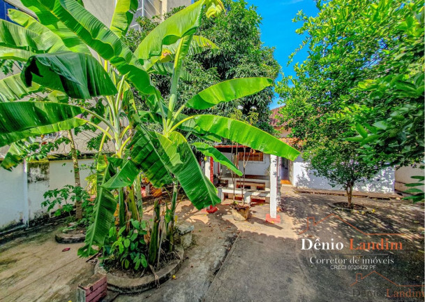 Imagem Casa com 3 Quartos à Venda, 180 m² em São José - Montes Claros