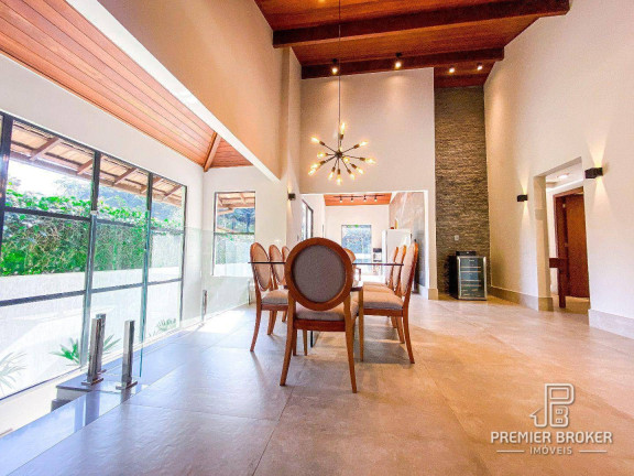 Imagem Casa com 4 Quartos à Venda, 260 m² em Comary - Teresópolis Imagem Casa com 4 Quartos à Venda, 260 m² em Comary - Teresópolis