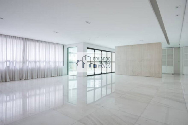 Apartamento com 4 Quartos à Venda, 274 m² em Belvedere - Belo Horizonte