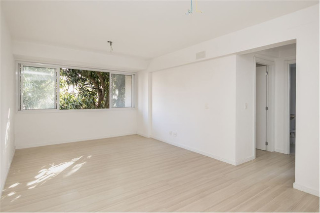 Imagem Imóvel com 2 Quartos à Venda, em Passo Da Areia - Porto Alegre Imagem Imóvel com 2 Quartos à Venda, em Passo Da Areia - Porto Alegre