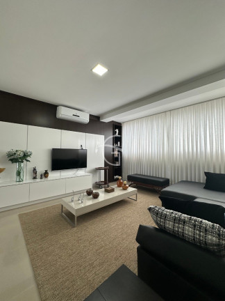 Imagem Imóvel com 3 Quartos à Venda, 168 m² em Anita Garibaldi - Joinville Imagem Imóvel com 3 Quartos à Venda, 168 m² em Anita Garibaldi - Joinville