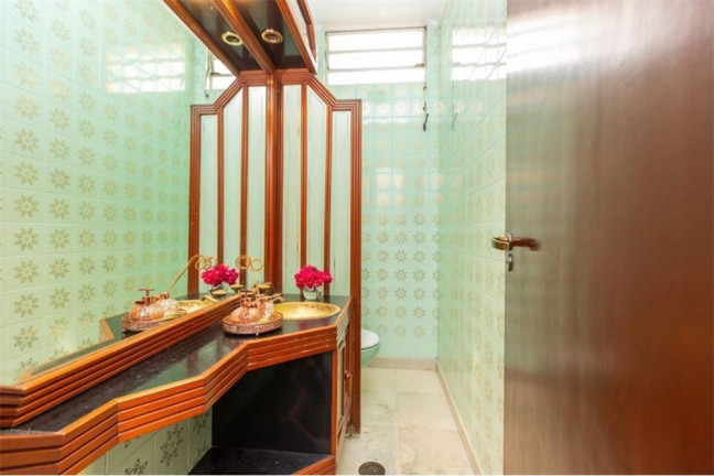 Imagem Casa com 7 Quartos à Venda, 341 m² em Granja Julieta - São Paulo Imagem Casa com 7 Quartos à Venda, 341 m² em Granja Julieta - São Paulo