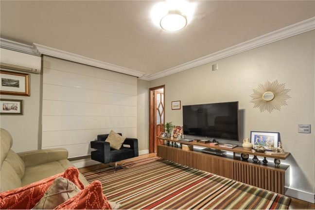 Imagem Casa com 3 Quartos à Venda, 215 m² em Vila Mariana - São Paulo