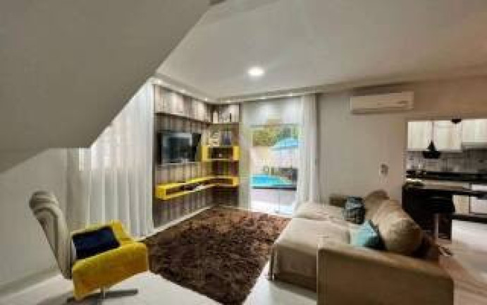 Imagem Casa com 2 Quartos à Venda, 167 m² em Jardim Sofia - Joinville