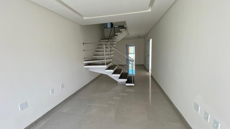 Imagem Casa com 3 Quartos à Venda, 150 m²