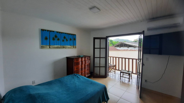 Imagem Casa com 2 Quartos à Venda, 95 m² em Tabatinga - Caraguatatuba