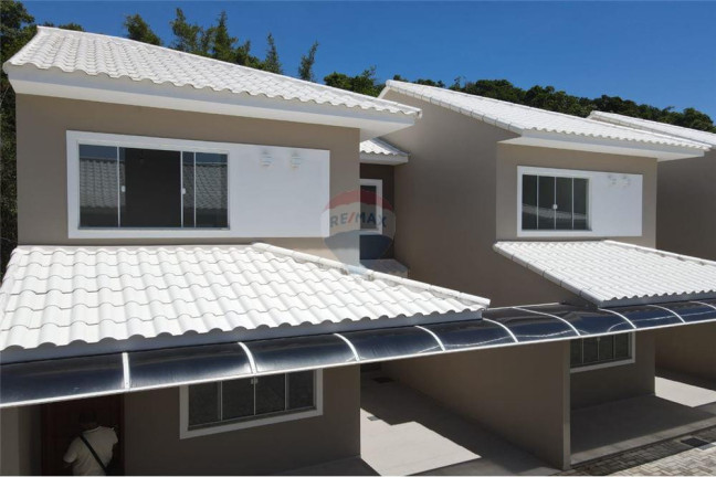 Imagem Casa de Condomínio com 2 Quartos à Venda, 145 m² em Ponta Negra - Maricá