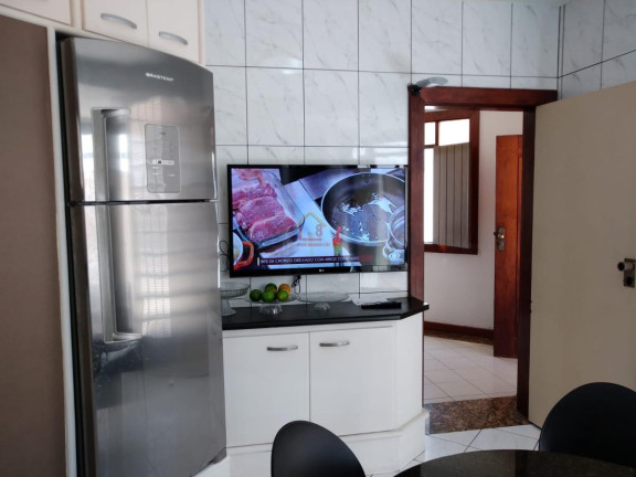 Imagem Casa de Condomínio com 4 Quartos à Venda, 366 m²
