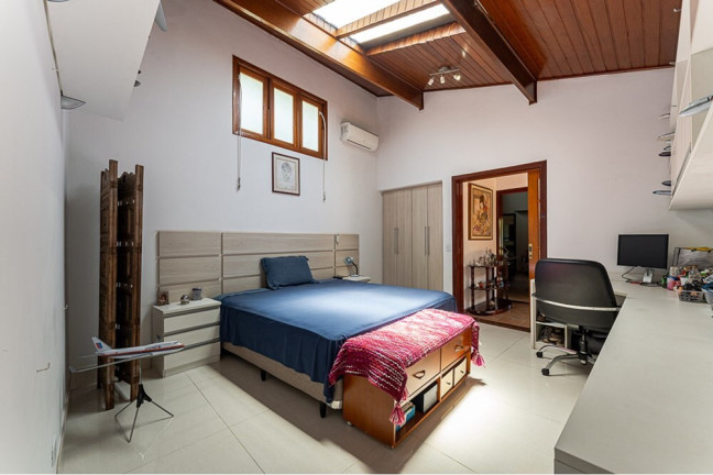 Imagem Casa com 6 Quartos à Venda, 708 m² em Granja Viana - Cotia Imagem Casa com 6 Quartos à Venda, 708 m² em Granja Viana - Cotia