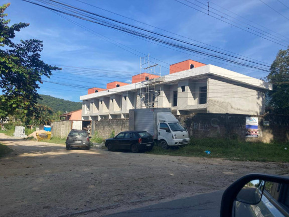 Apartamento com 2 Quartos à Venda, 80 m² em Estância Balneária Hawai - Caraguatatuba