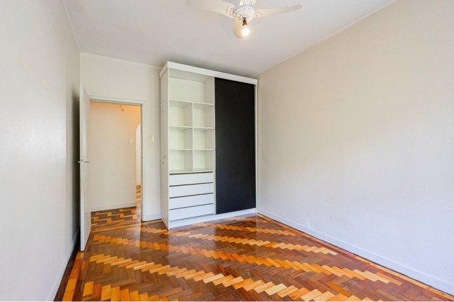 Imagem Apartamento com 3 Quartos à Venda, 98 m² em Santana - Porto Alegre Imagem Apartamento com 3 Quartos à Venda, 98 m² em Santana - Porto Alegre