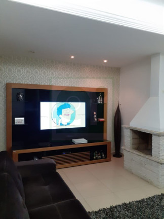 Imagem Casa com 3 Quartos à Venda, 124 m² em Chácara Pavoeiro - Cotia Imagem Casa com 3 Quartos à Venda, 124 m² em Chácara Pavoeiro - Cotia