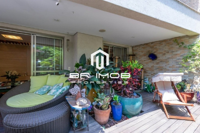 Imagem Imóvel com 3 Quartos à Venda, 250 m² em Vila Suzana - São Paulo Imagem Imóvel com 3 Quartos à Venda, 250 m² em Vila Suzana - São Paulo
