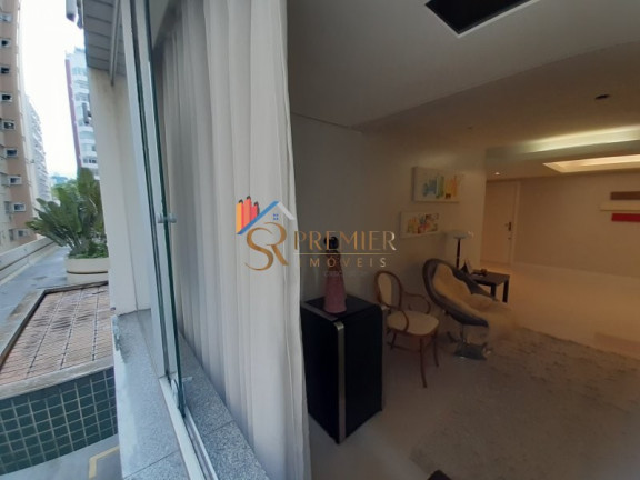Imagem Apartamento com 3 Quartos à Venda, 99 m² em Centro - Florianópolis Imagem Apartamento com 3 Quartos à Venda, 99 m² em Centro - Florianópolis