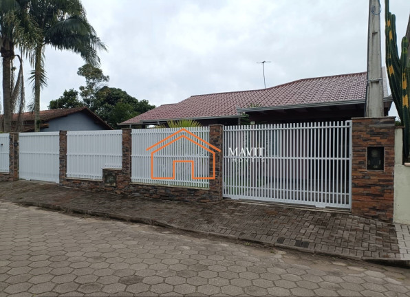 Imagem Casa com 3 Quartos à Venda, 190 m² em Costeira - Balneário Barra Do Sul Imagem Casa com 3 Quartos à Venda, 190 m² em Costeira - Balneário Barra Do Sul