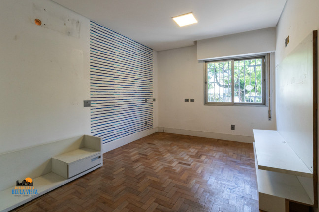 Imagem Casa com 3 Quartos à Venda, em Moema - São Paulo Imagem Casa com 3 Quartos à Venda, em Moema - São Paulo
