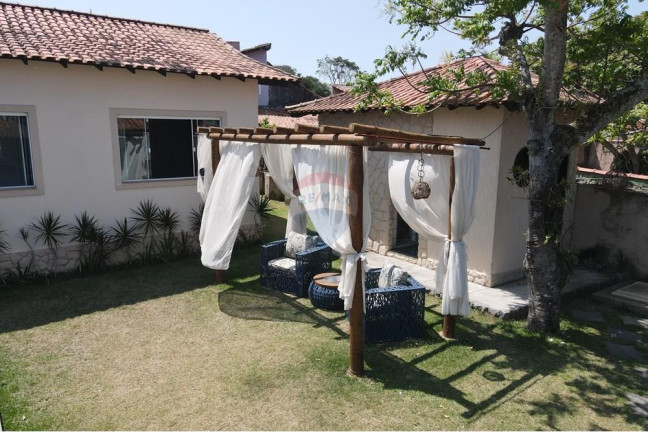 Imagem Casa com 7 Quartos à Venda, 374 m² em Itaúna - Saquarema Imagem Casa com 7 Quartos à Venda, 374 m² em Itaúna - Saquarema