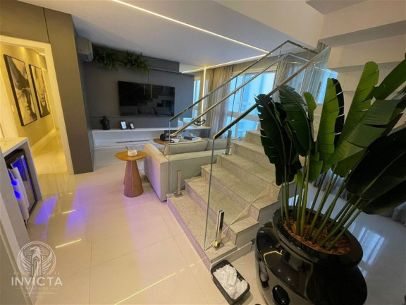 Imagem Cobertura com 3 Quartos à Venda, 240 m² em Centro - Balneário Camboriú Imagem Cobertura com 3 Quartos à Venda, 240 m² em Centro - Balneário Camboriú