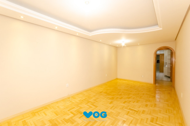 Imagem Imóvel com 3 Quartos à Venda, 126 m² em Petrópolis - Porto Alegre